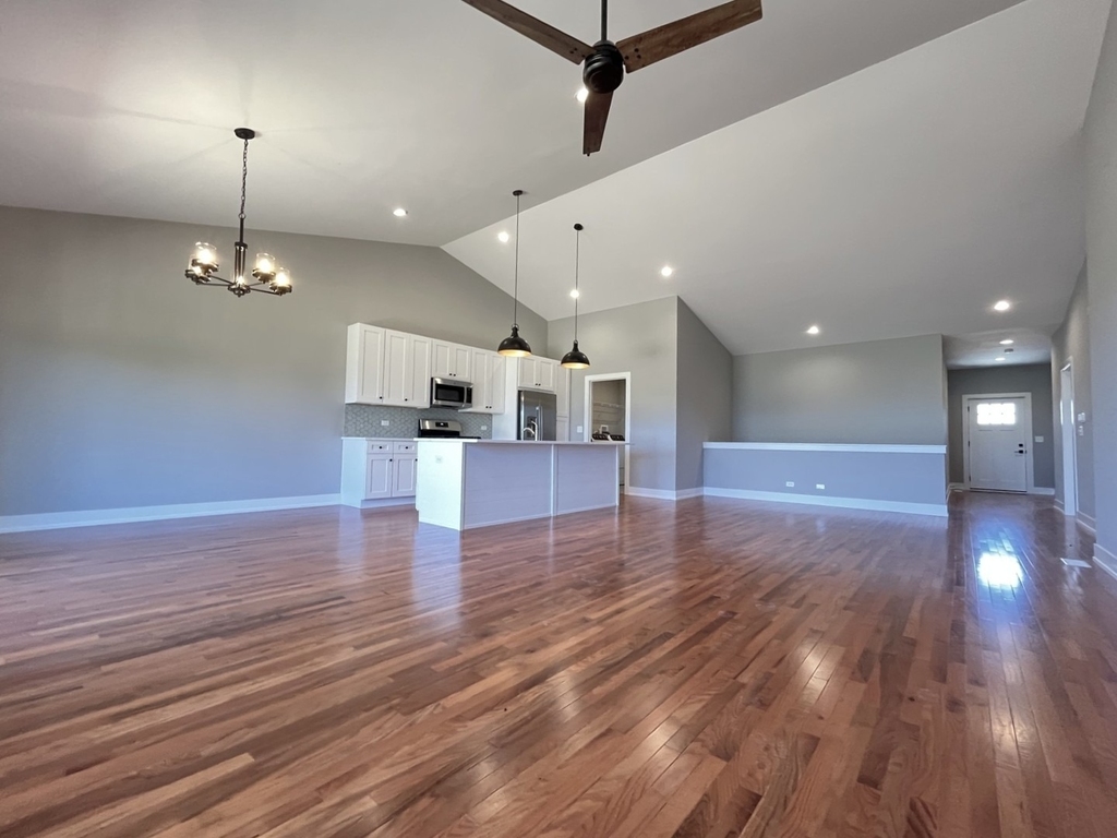 970 Meadow Lane - Photo 6