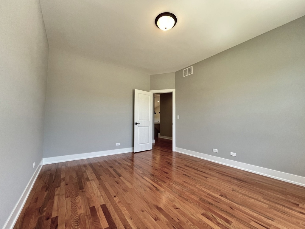 970 Meadow Lane - Photo 22