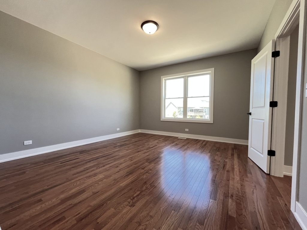 970 Meadow Lane - Photo 17