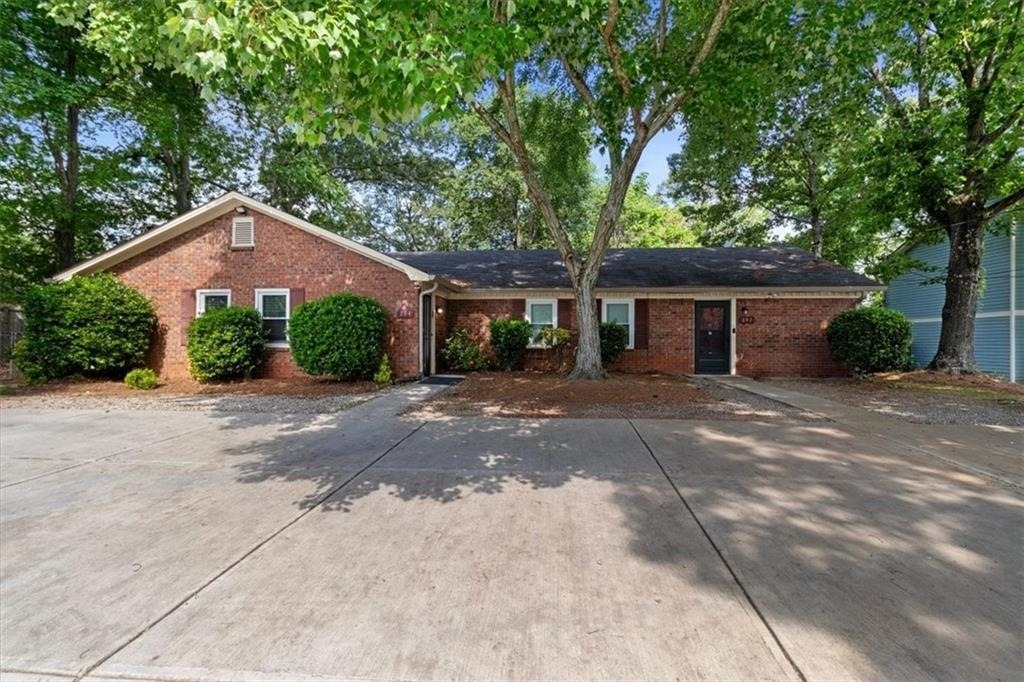 892 Five Forks Trickum Road - Photo 0