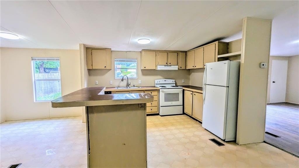 99 Center Grove Drive - Photo 6