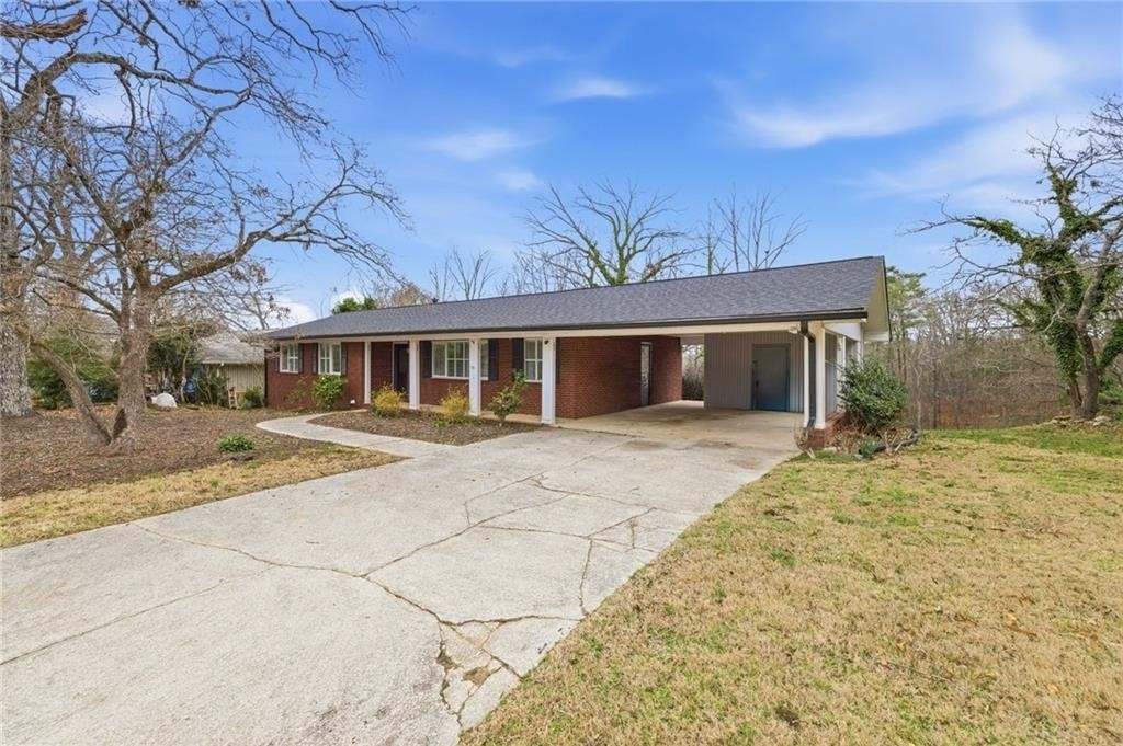 2176 Riverside Drive - Photo 0