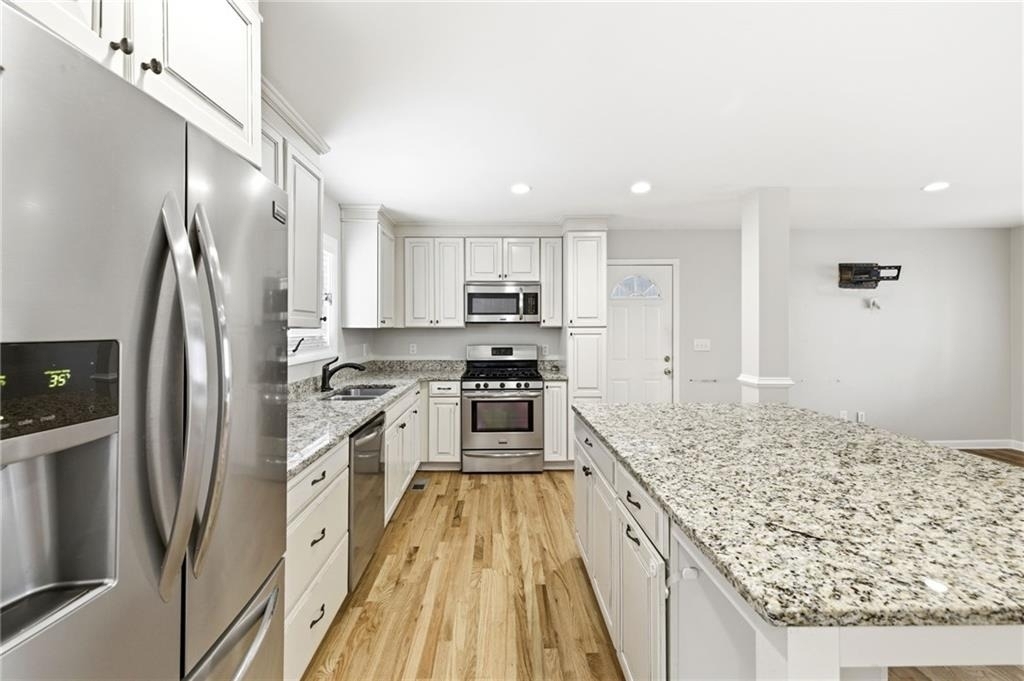 2176 Riverside Drive - Photo 4