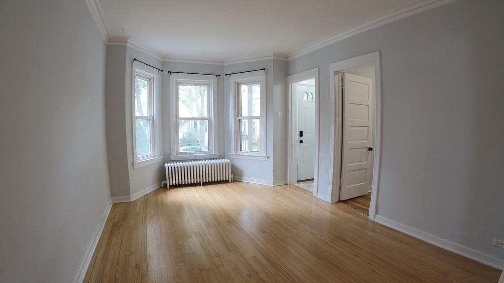 4219 N Albany Avenue - Photo 11