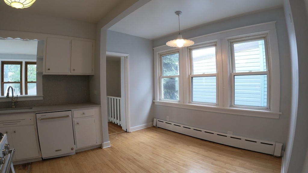 4219 N Albany Avenue - Photo 5