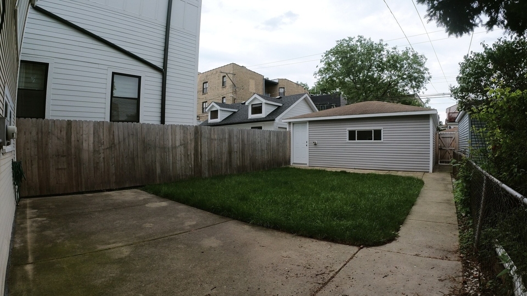 4219 N Albany Avenue - Photo 22