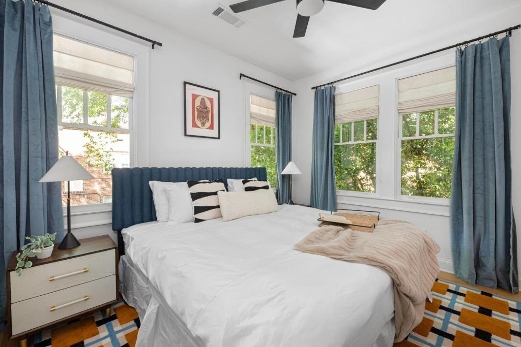 1054 Euclid Avenue Ne - Photo 21