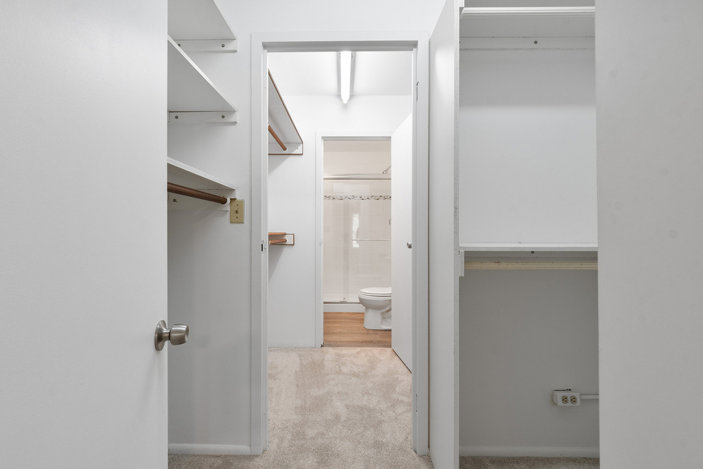 1250 Park Avenue W - Photo 8