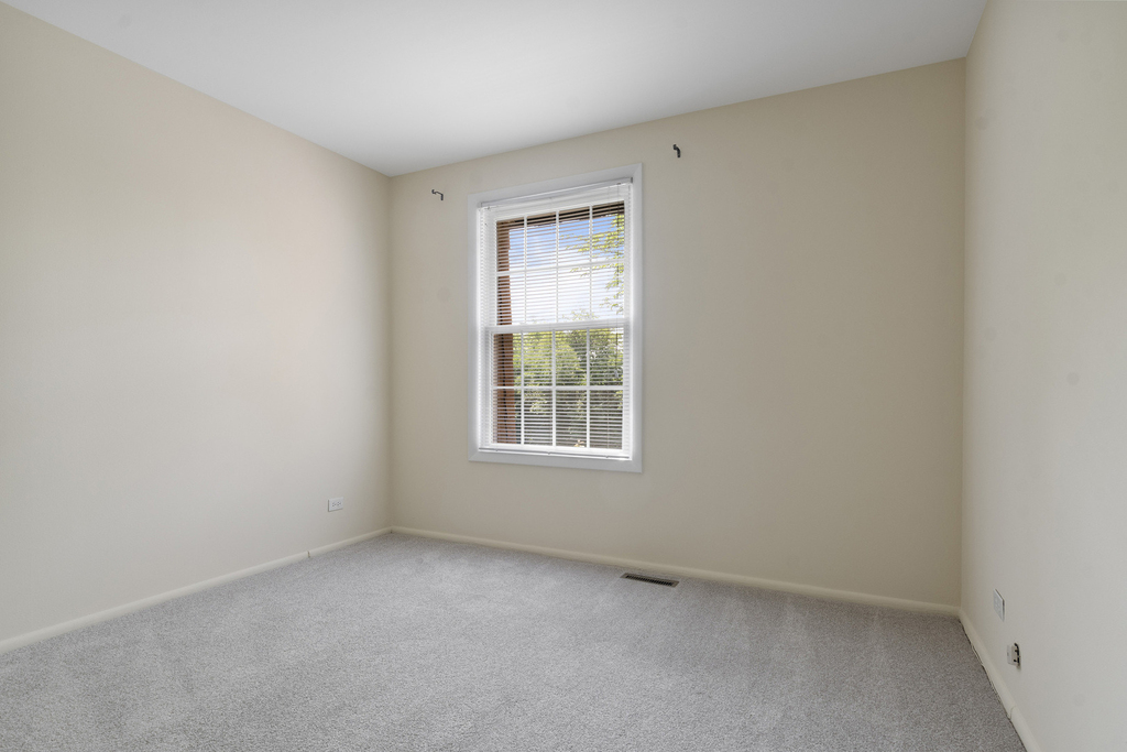 1250 Park Avenue W - Photo 11