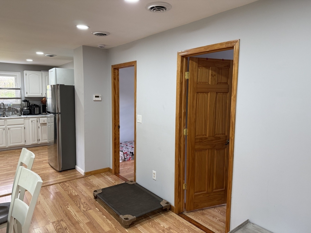 208 W Nippersink Road - Photo 5