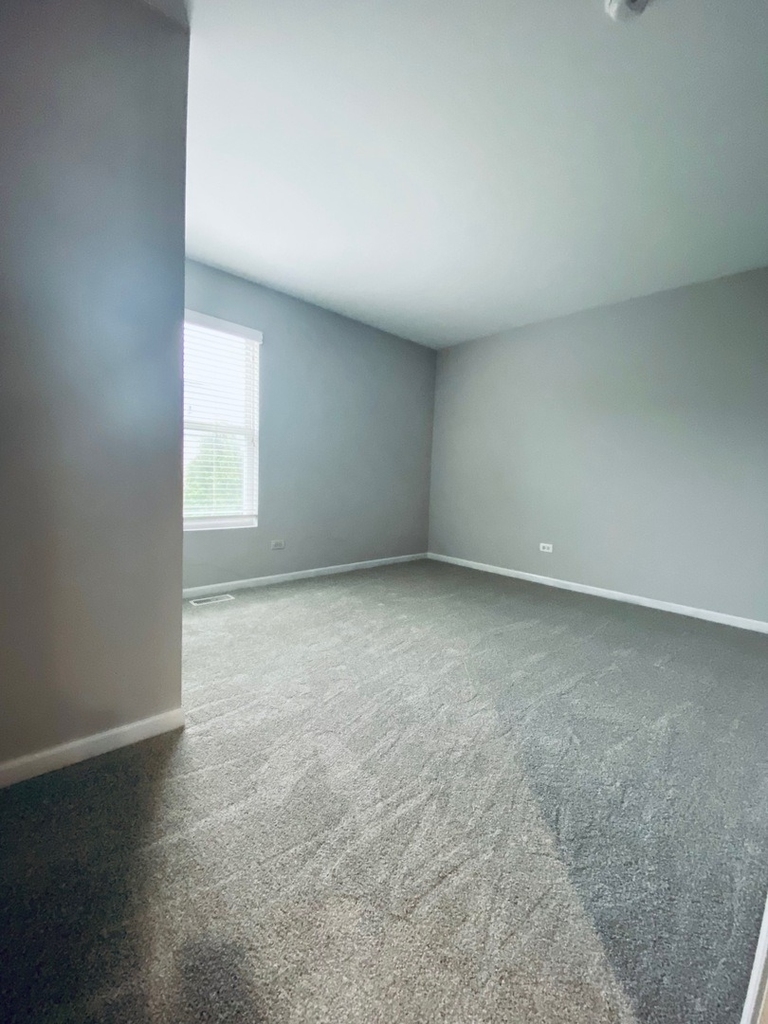 337 Devoe Drive - Photo 2