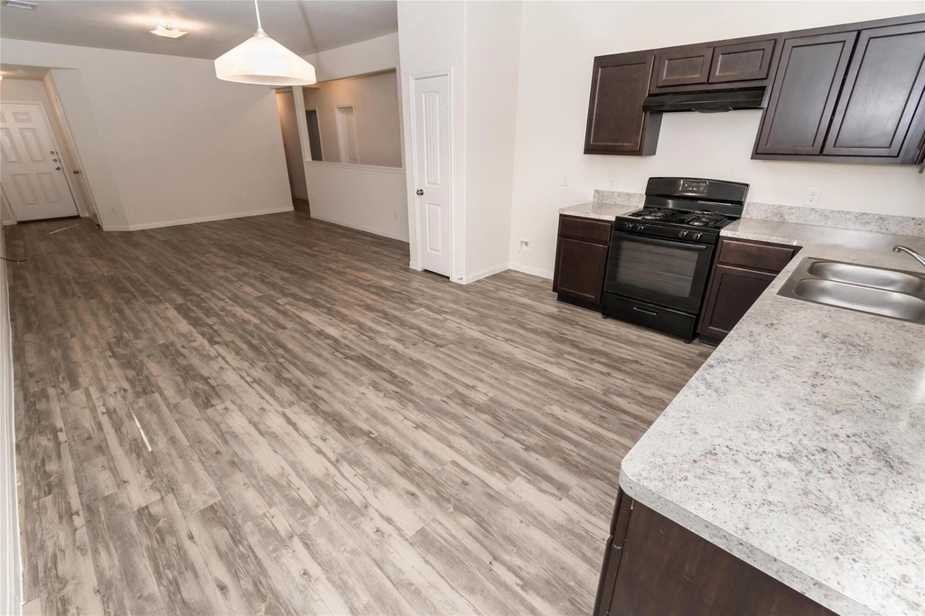 5435 Paiges Way - Photo 2
