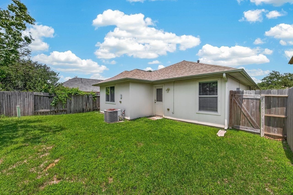 6739 Windy River - Photo 24