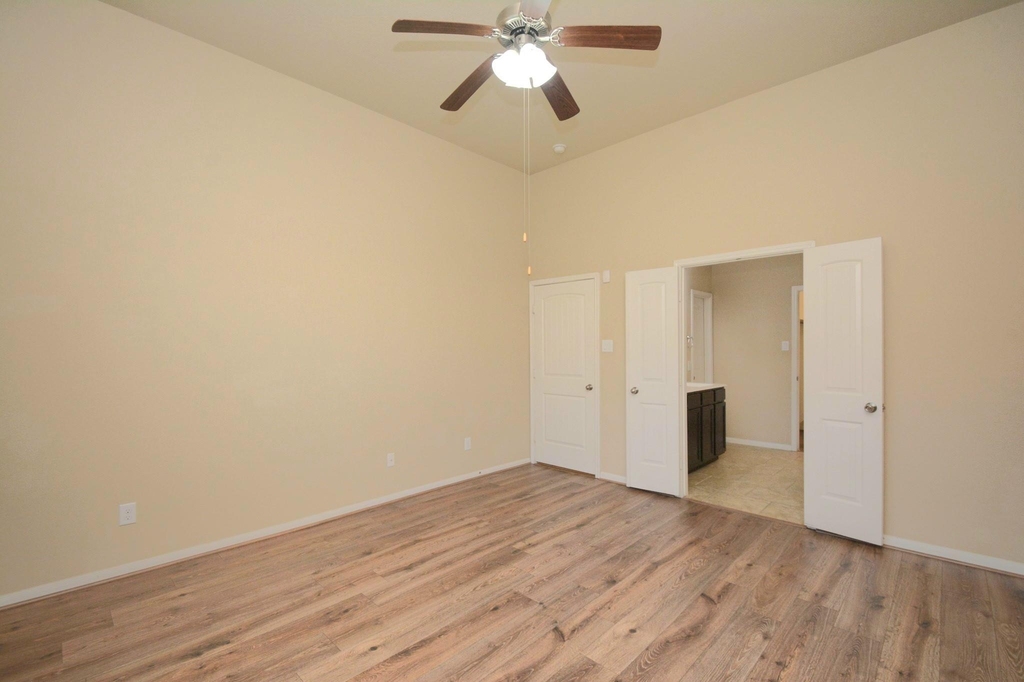 7418 Durango Creek Drive - Photo 21