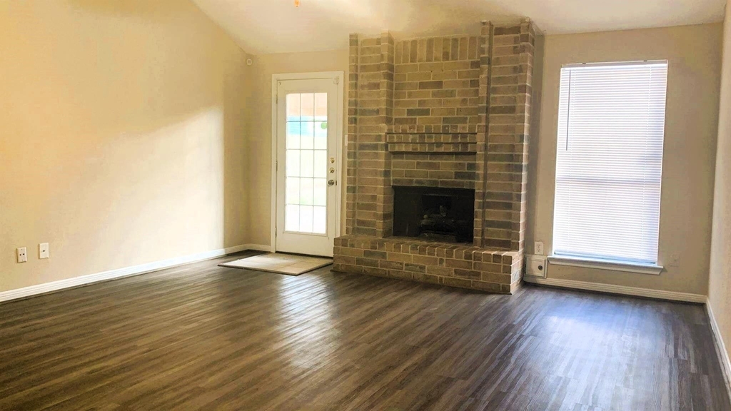 3730 Village Grove Drive - Photo 4