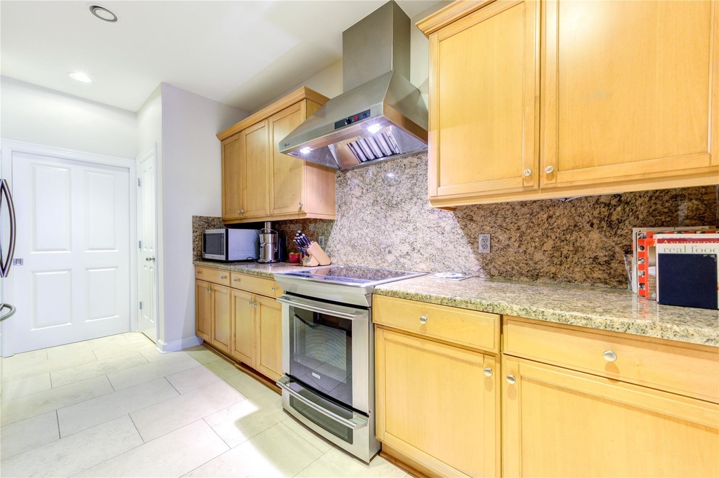 914 Main Street - Photo 13