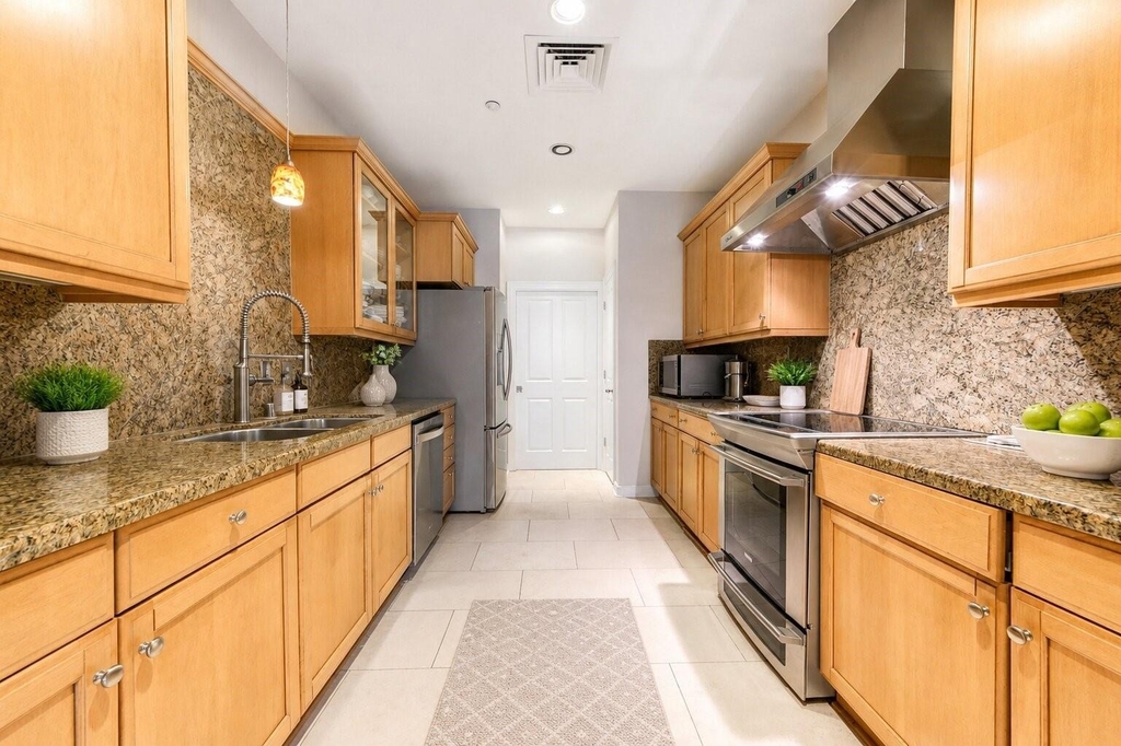 914 Main Street - Photo 14