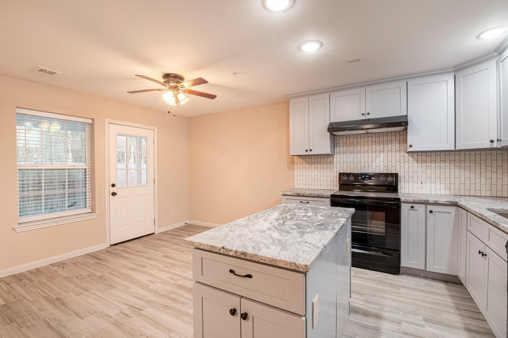 22262 Adams Street - Photo 4