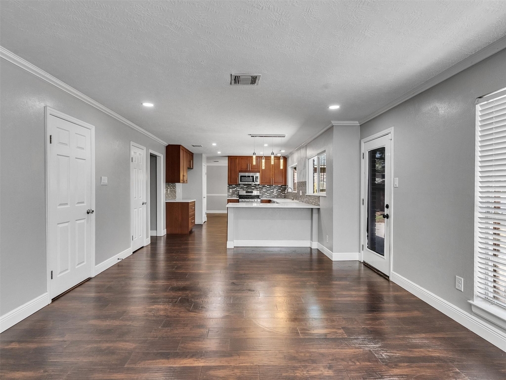 4430 Echo Falls Drive - Photo 9