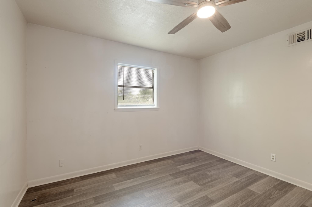 525 12th Street - Photo 14
