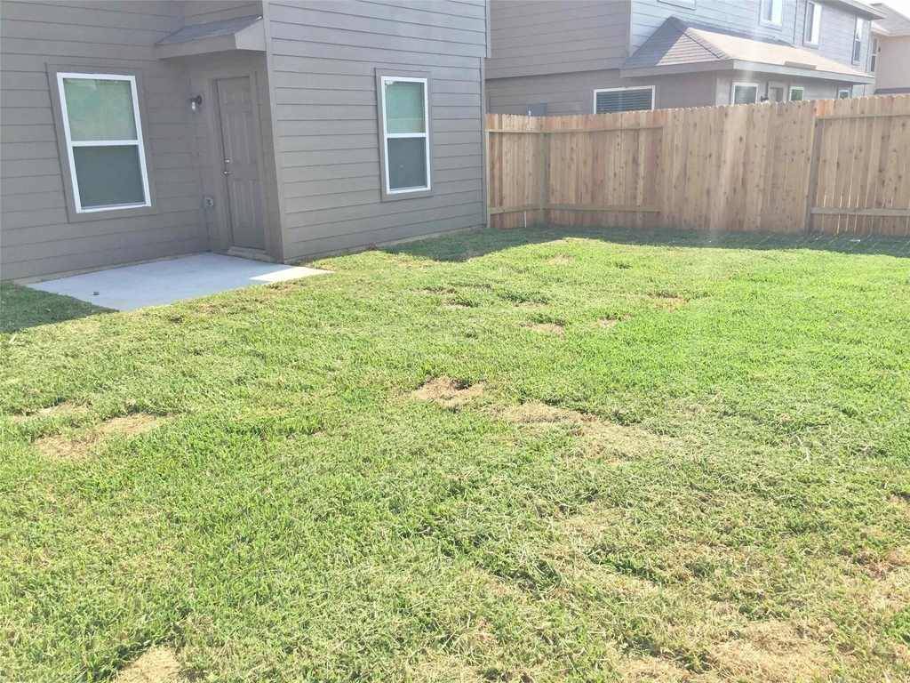 19011 Treviso Terrace - Photo 1