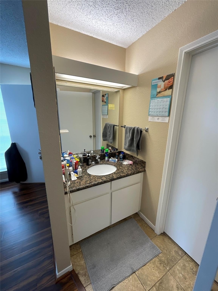 2121 Hepburn Street - Photo 9