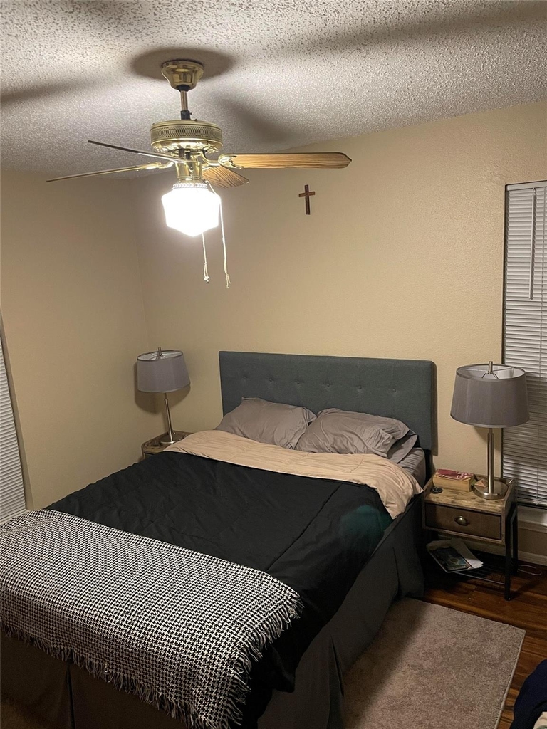 2121 Hepburn Street - Photo 6