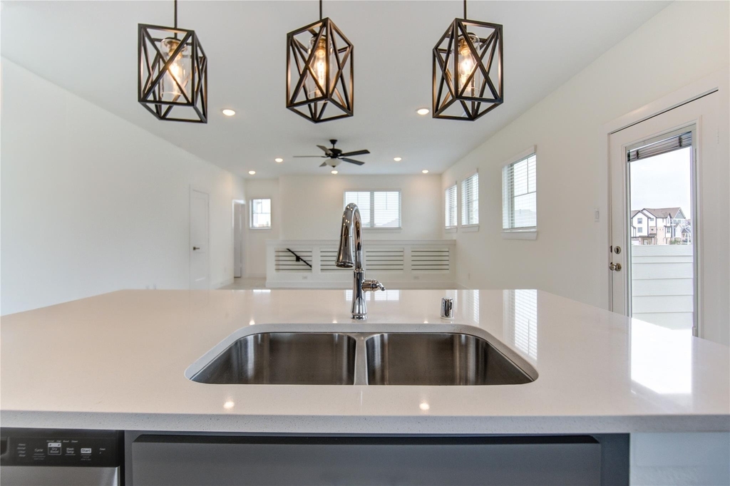 18815 River Overlook Court - Photo 7