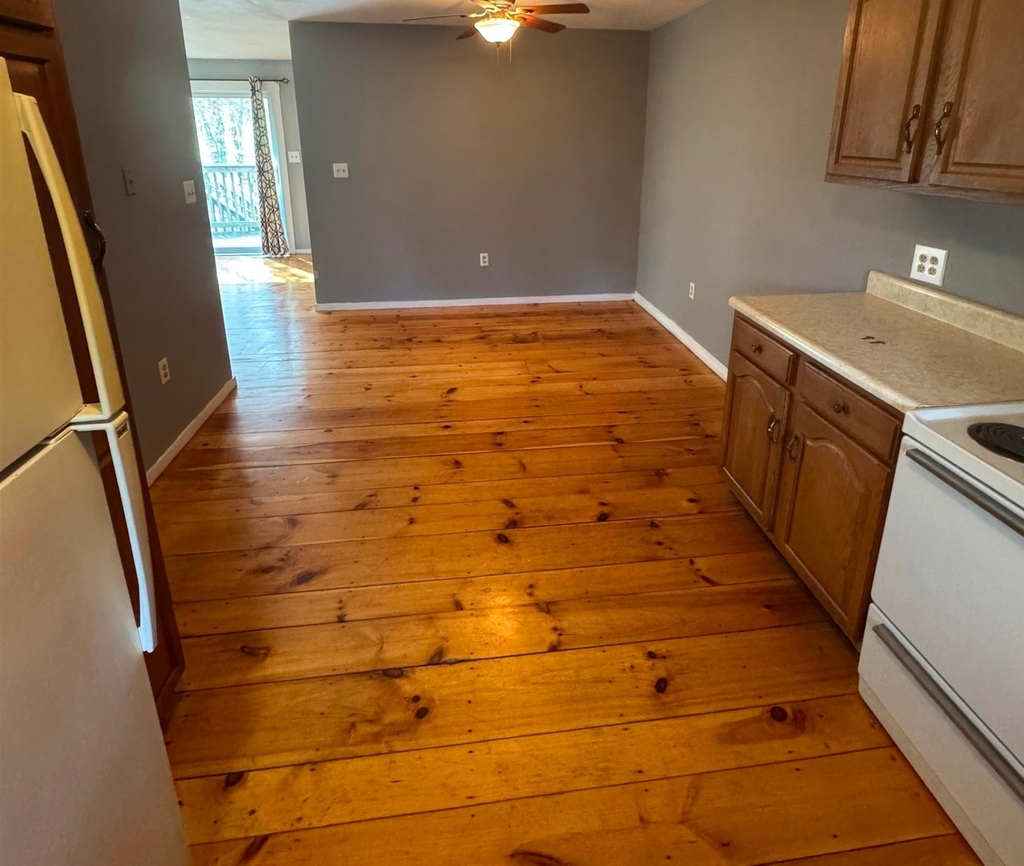 174 Hackett Hill - Photo 2