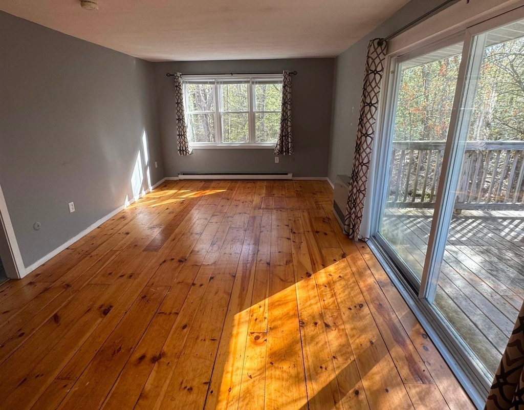 174 Hackett Hill - Photo 3