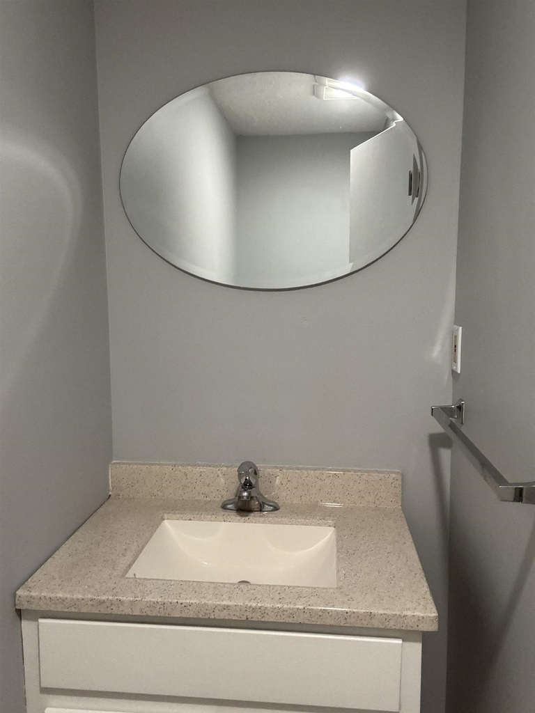 168 Central - Photo 24