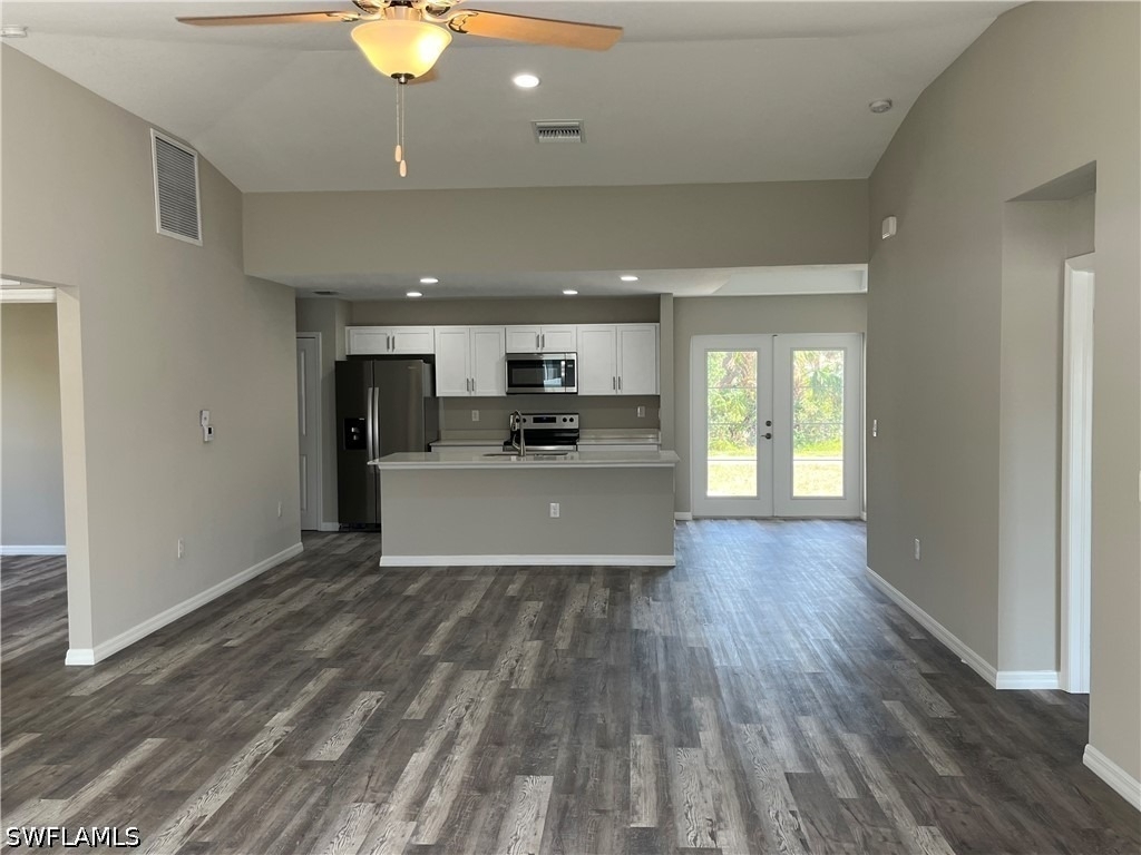 2397 Nantucket Terrace - Photo 4