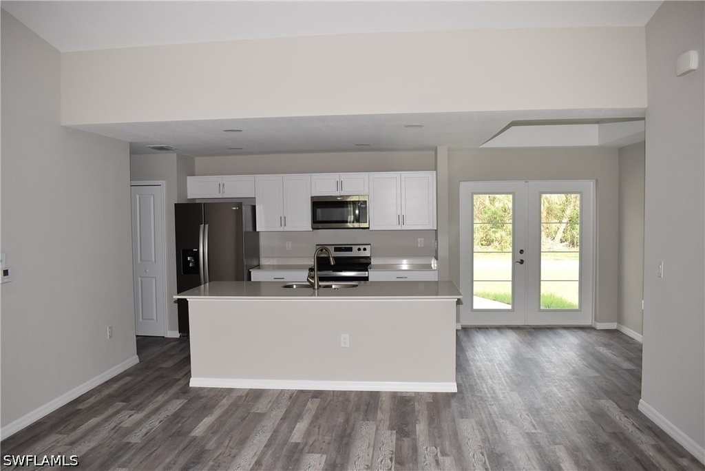 2397 Nantucket Terrace - Photo 3