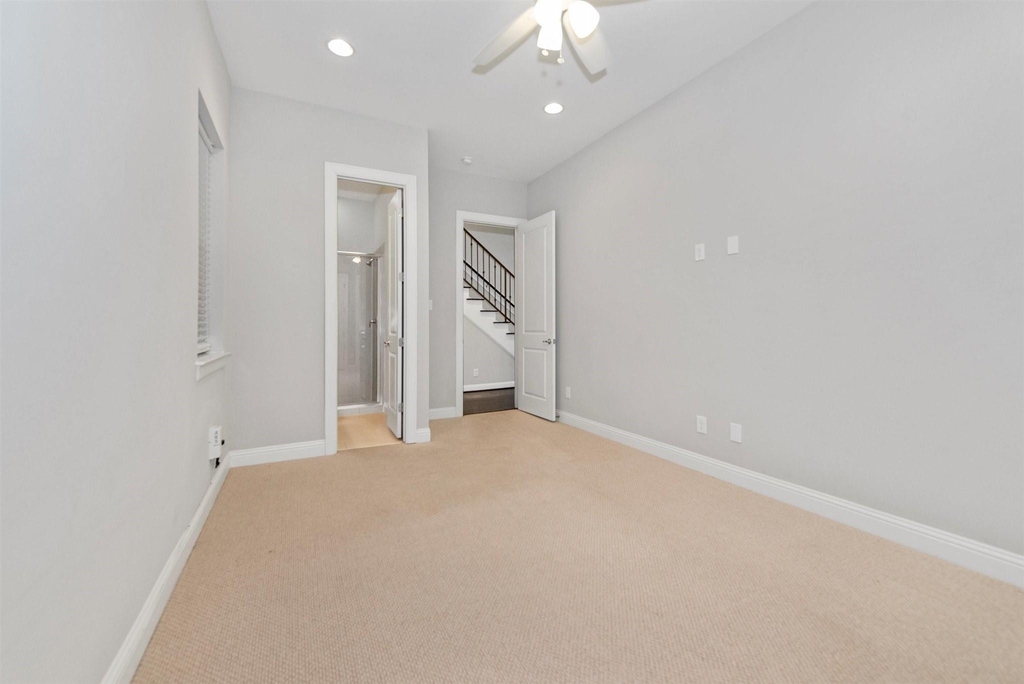5637 Kiam Street - Photo 6