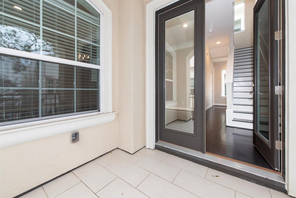 5637 Kiam Street - Photo 2