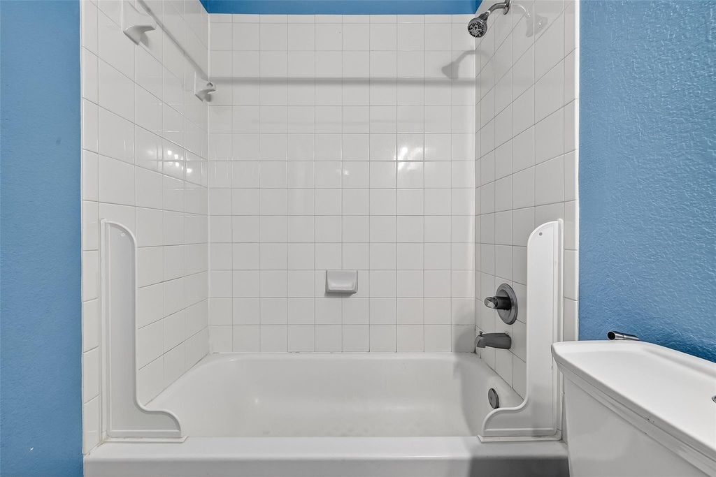 20610 Moonrise River Lane - Photo 37