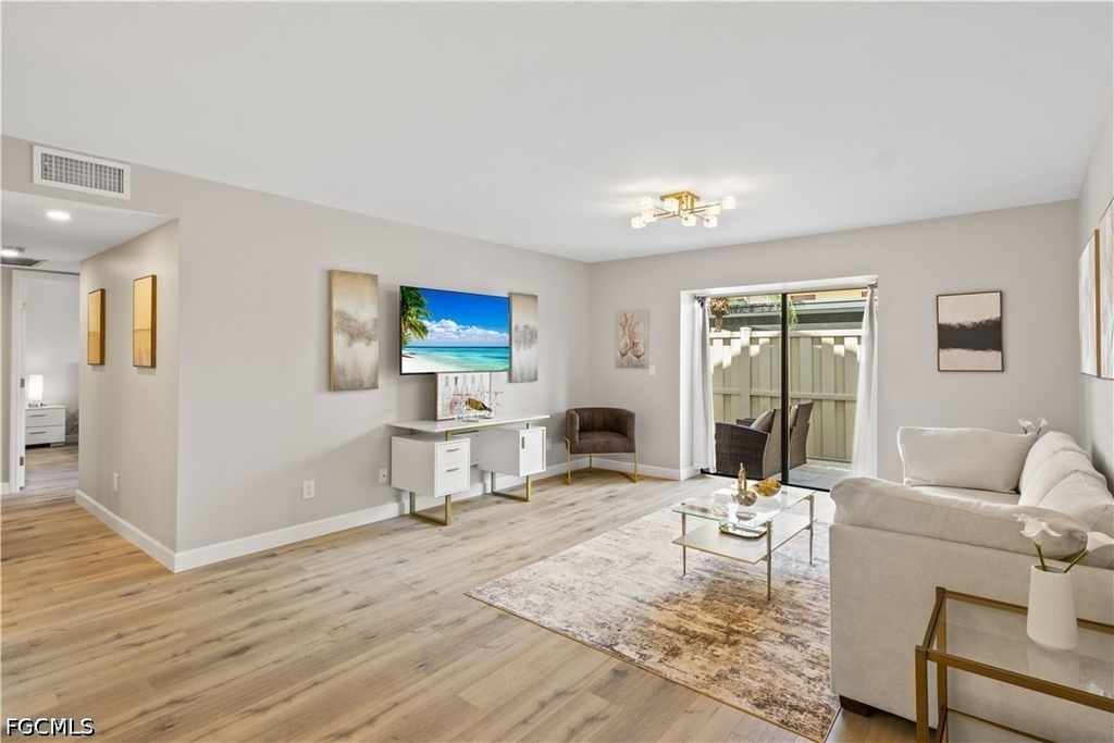 13211 Whitehaven Lane - Photo 1