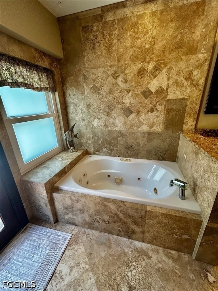 12501 Barrington Court - Photo 9