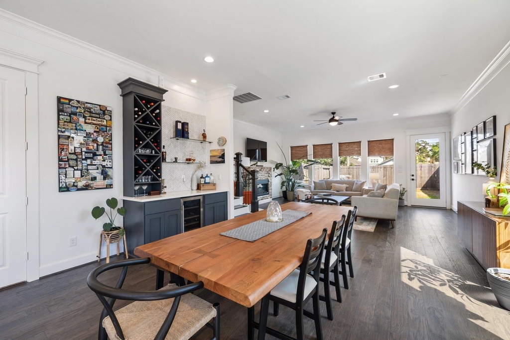 817 W 19th Street - Photo 7