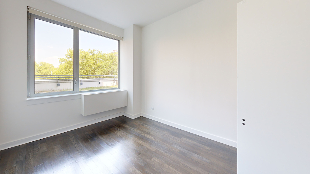808 Columbus Ave - Photo 4