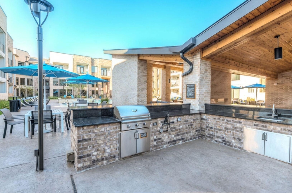 23403 Kingsland Boulevard - Photo 8