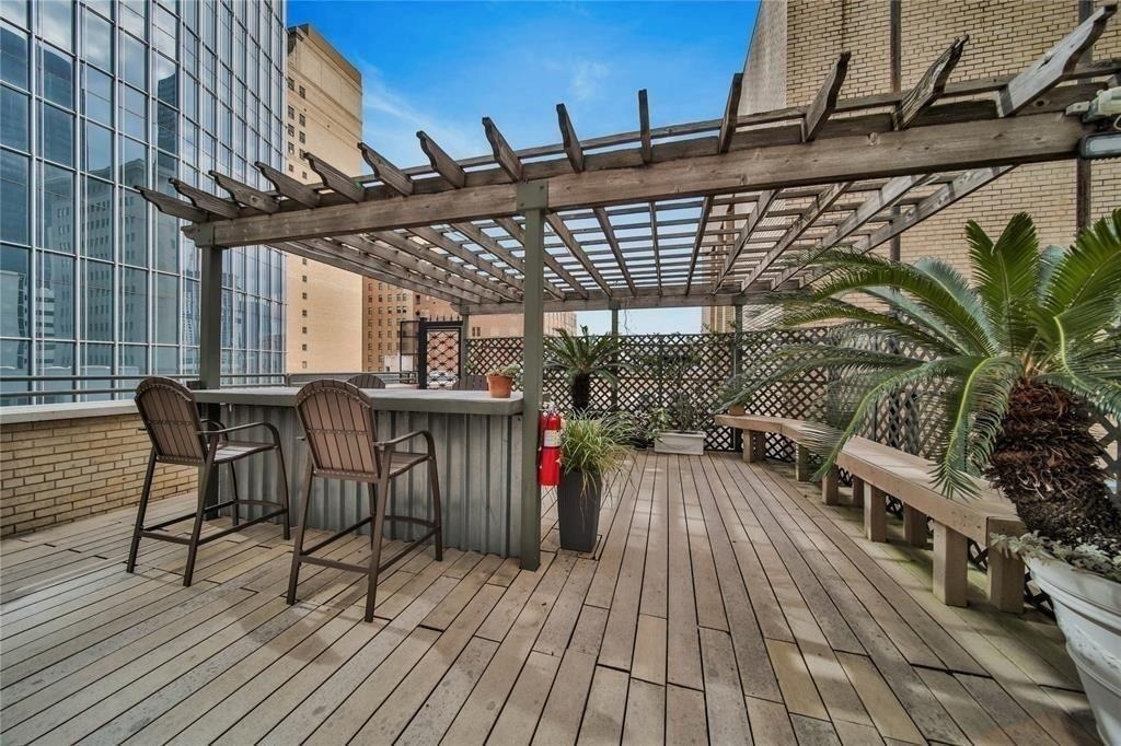 705 Main Street - Photo 9