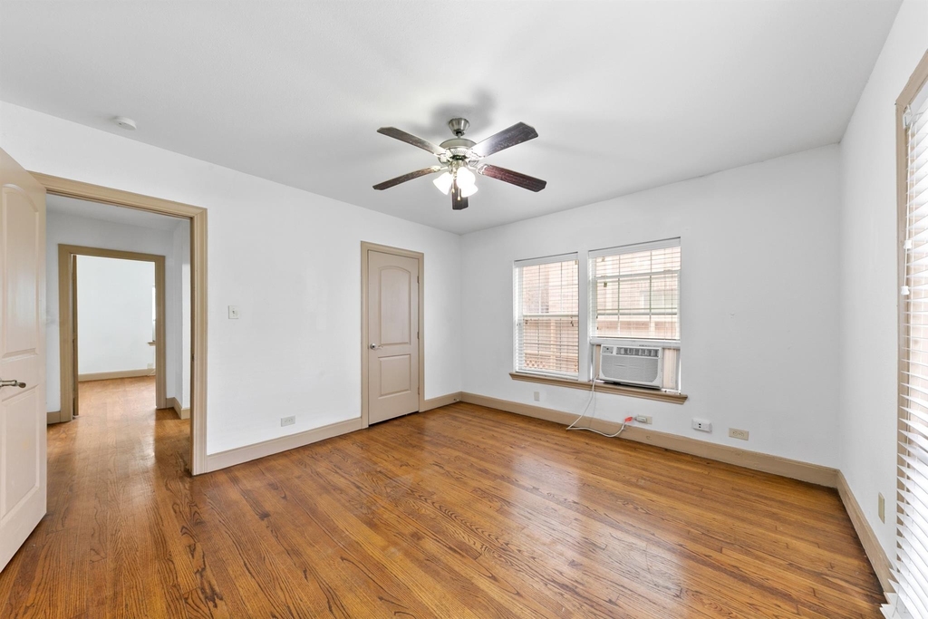 1821 Oakdale Street - Photo 17