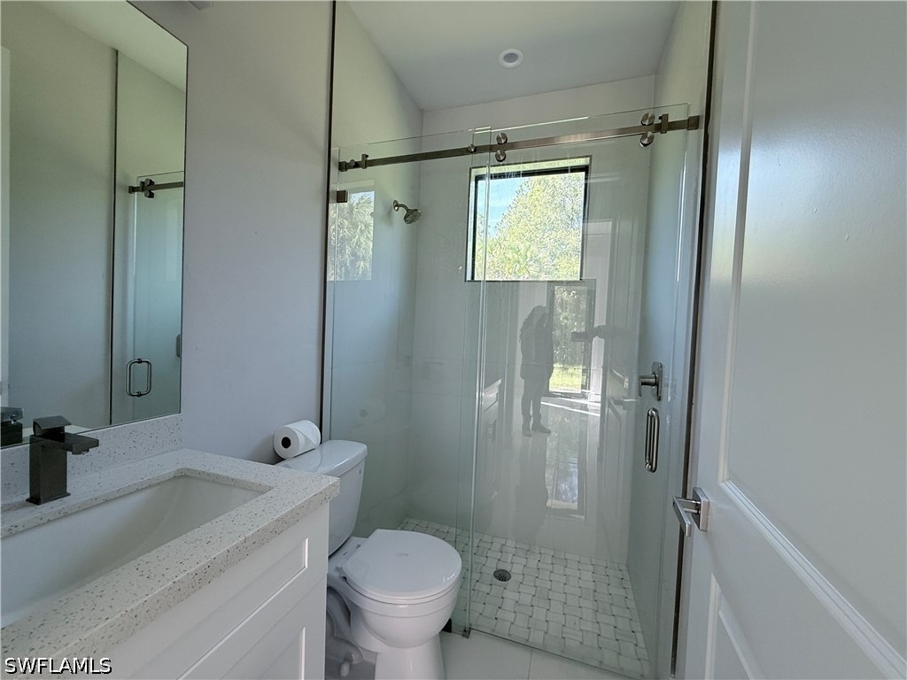 4681 18th Avenue Se - Photo 2
