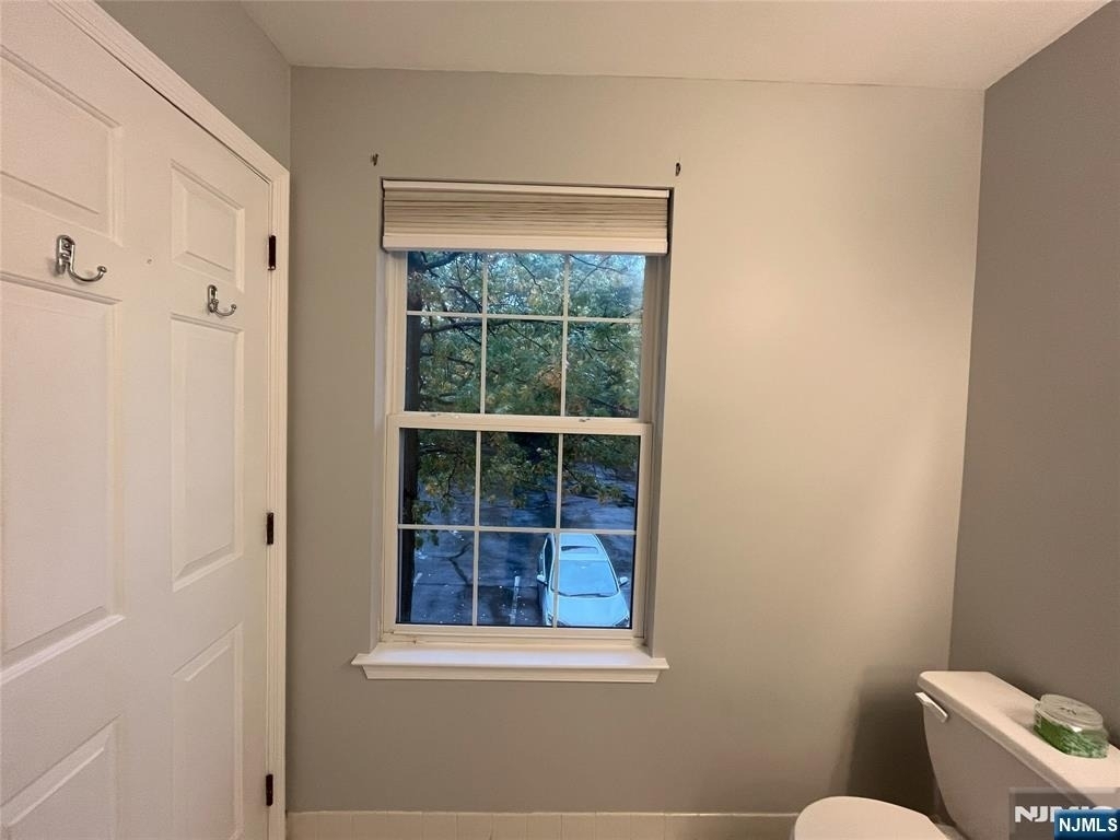 2417 Stanhope - Photo 13