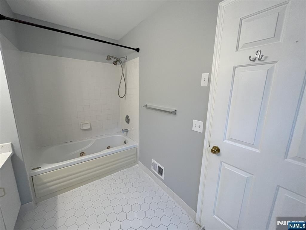 2417 Stanhope - Photo 14