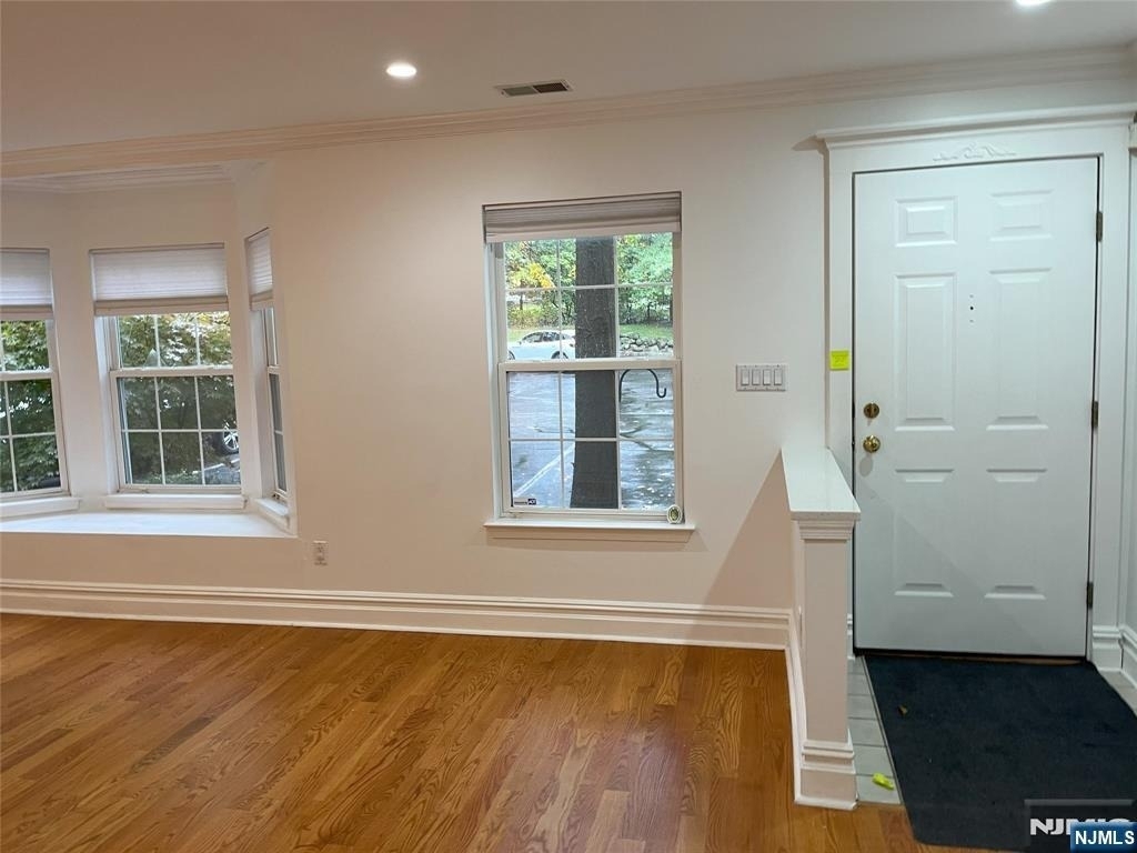 2417 Stanhope - Photo 3