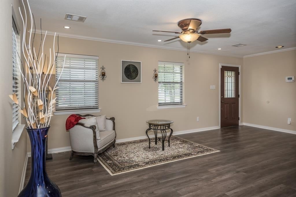 11038 Waxwing Street - Photo 8