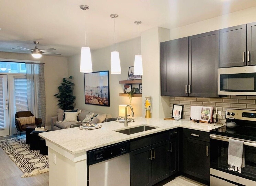 23403 Kingsland Boulevard - Photo 1
