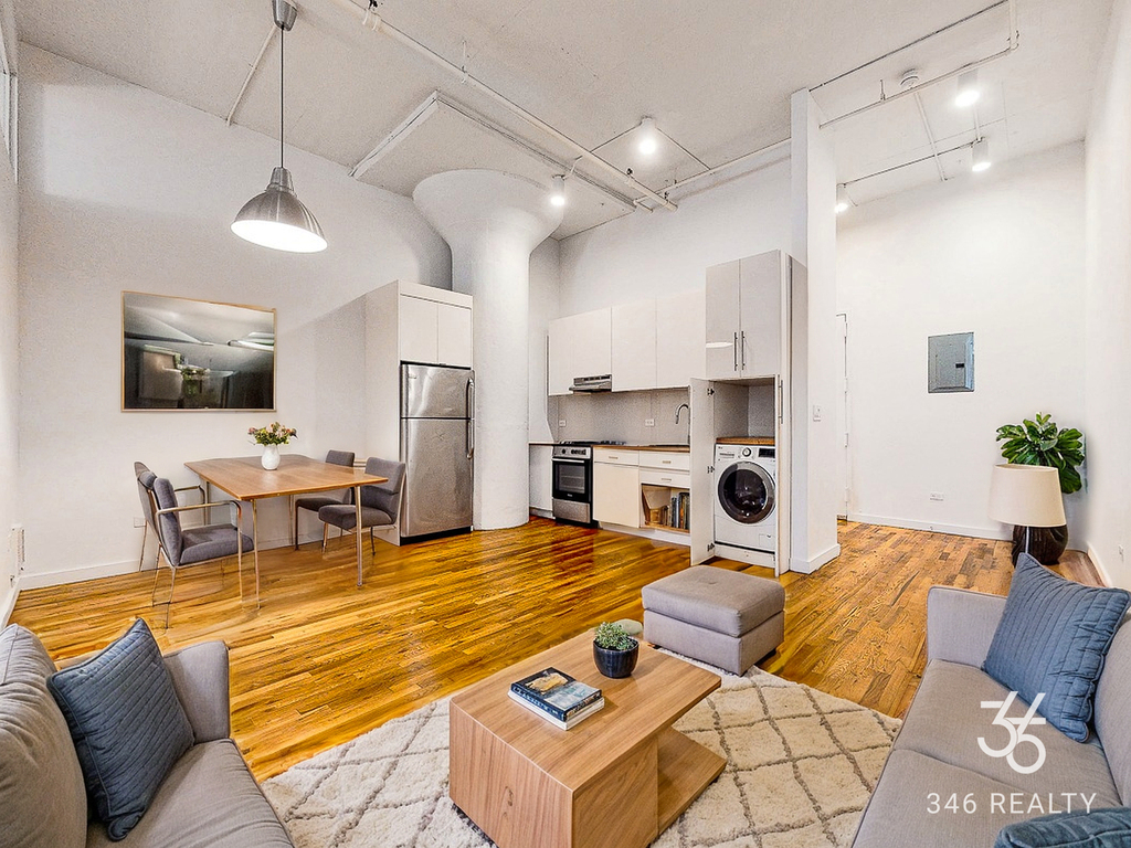 315 Seigel Street - Photo 0